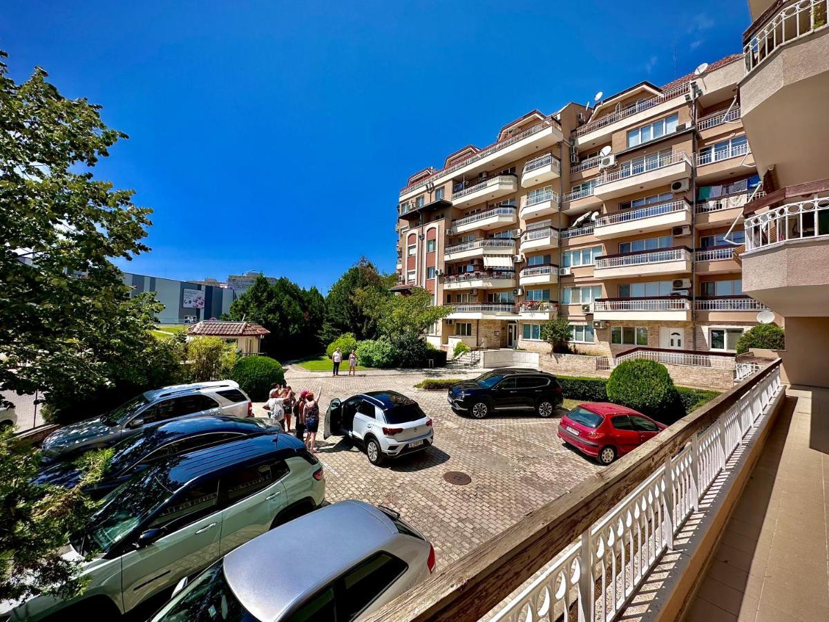 Sea Breeze Apartment 바르나 외부 사진
